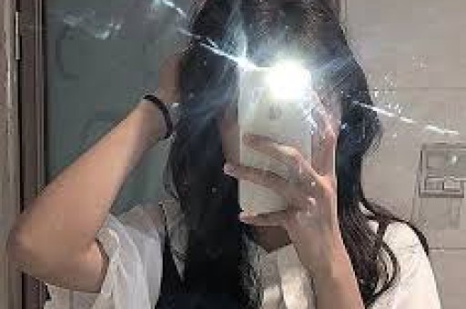 娱乐圈的“完美人设”崩塌现场当家暴男名星把观众当猴耍