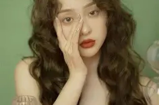 “富二代”的明星梦：有人因演技差被劝退、有人努力卖人设却翻车